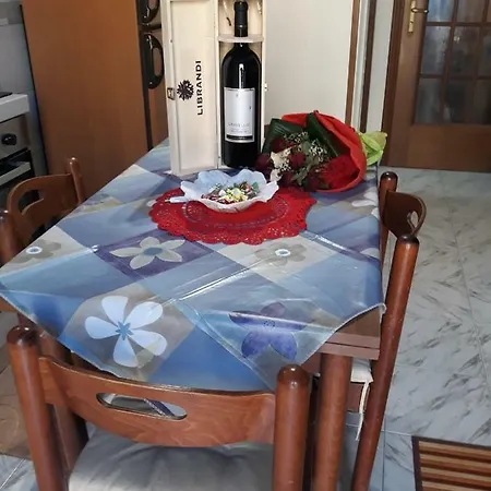 Bilocale Di Fronte Nuvola Lavazza Museo Apartamento